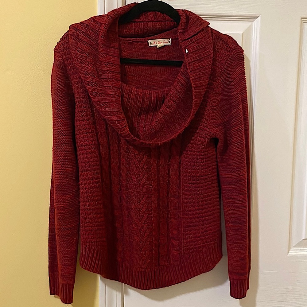 Maroon/Red Sweater